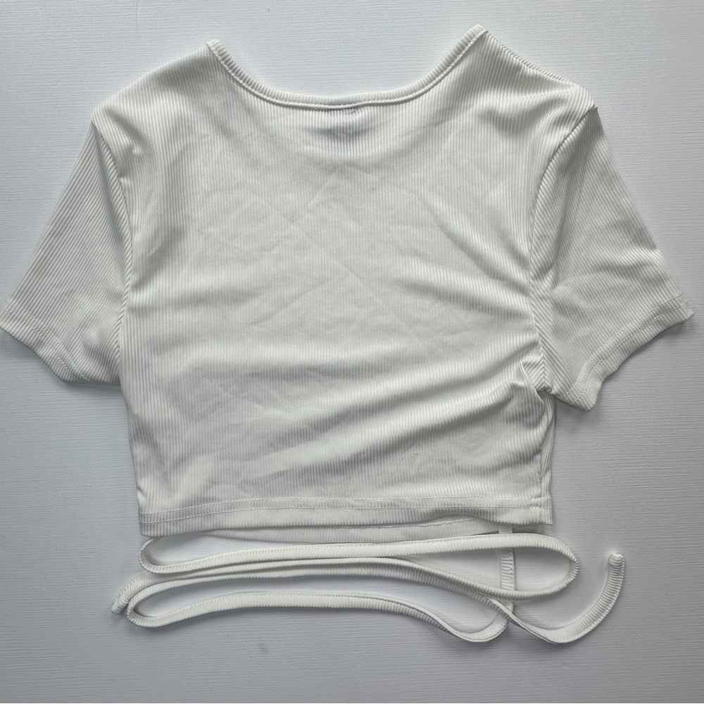 SHEIN ribbed white short‎ sleeve crop top w/ waist ties women’s XS - Picture 4 of 9
